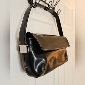 DKNY black smooth over shoulder bag.